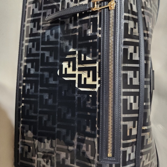 Fendi Large Runaway Tote - Picture 4 of 11